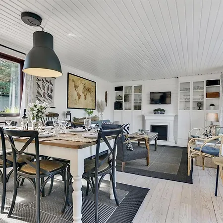 Lillan - 250m From The Sea By Interhome